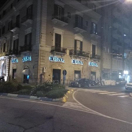 Ferienwohnung Garibaldi Centro Bari Exterior foto